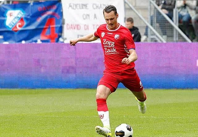 在首轮脱颖 在首轮脱颖